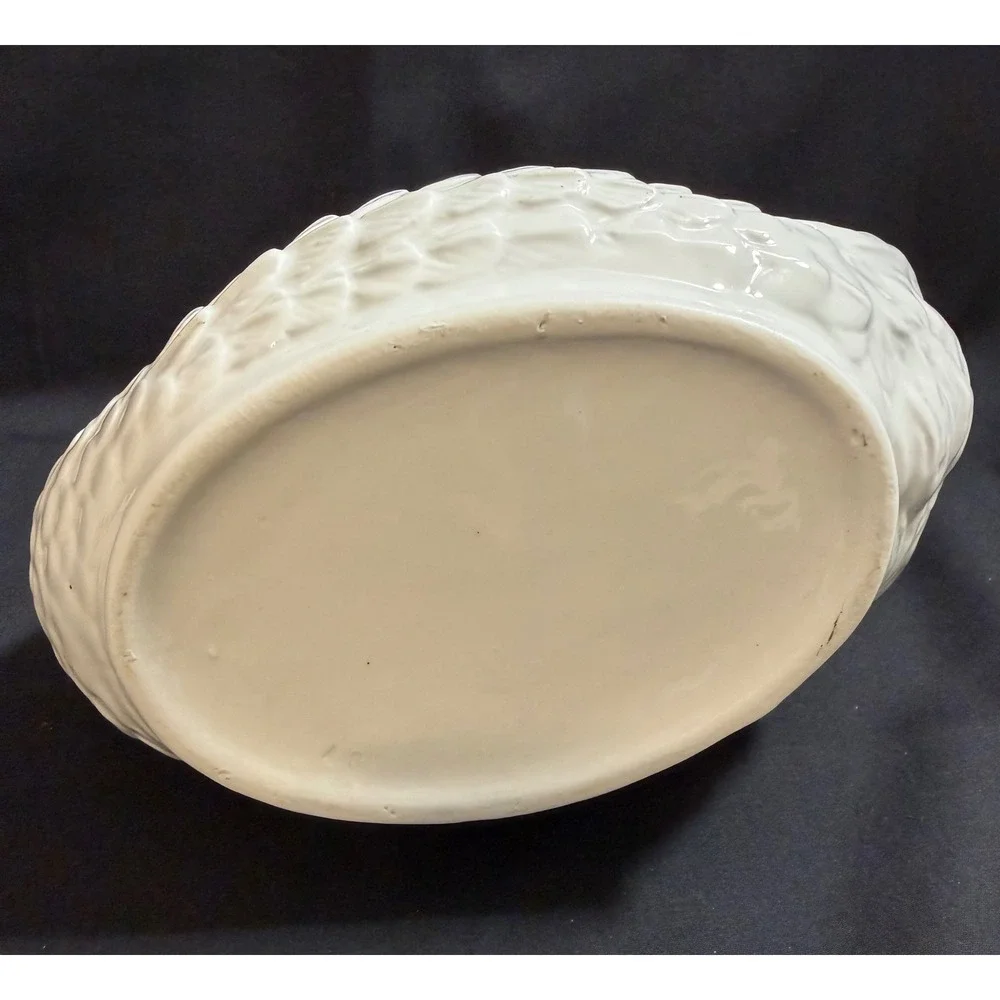 Vintage‎ White Ceramic Swan Planter Glossy Grandmillennial Cottagecore MCM